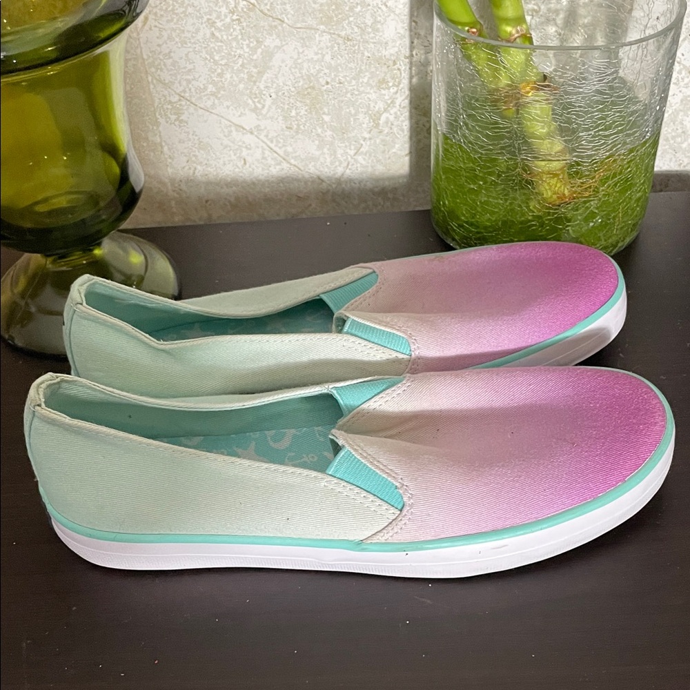 Womens Junior’s Sperry Mint and Pink Ombre Slip-On Sneakers size 3